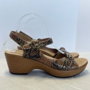 Dansko Joanie Snake Print Platform Wedge Sandals Sz 41 (9.5) Brown